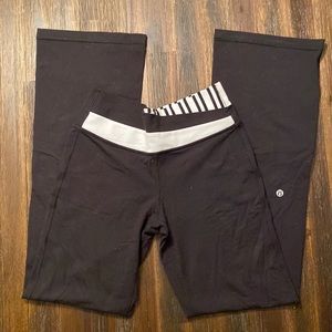 Lululemon size 6 wide leg pant